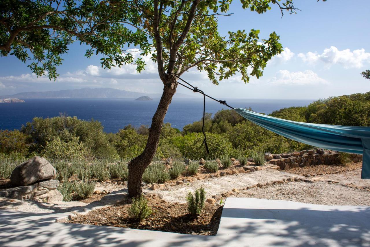My Old Stone House In A 2 000 Sqm Private Garden With Fab Glamping Tent Mandrákion Exterior foto