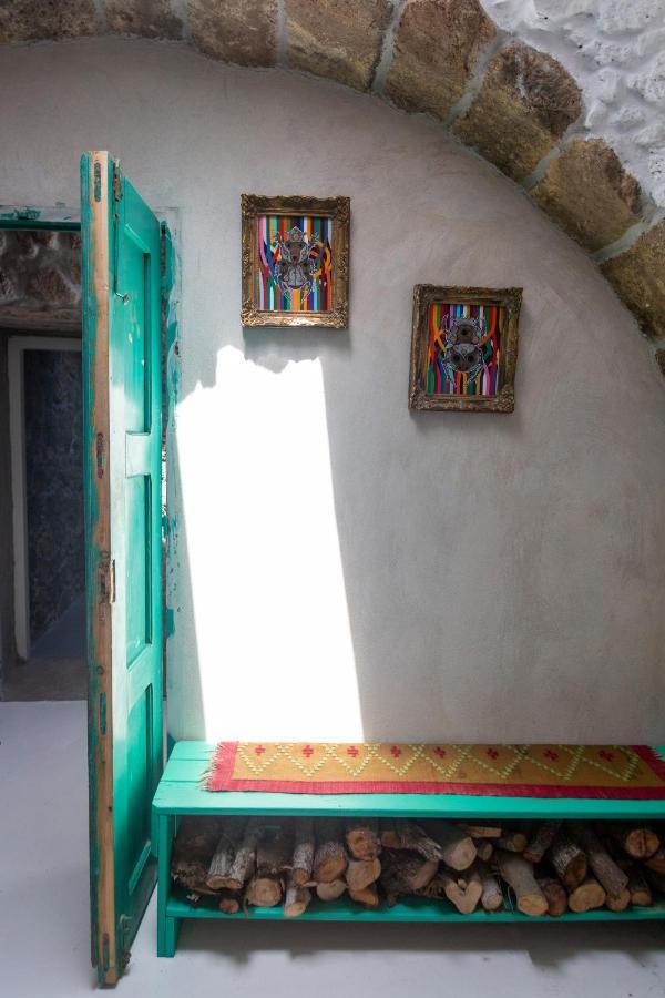 My Old Stone House In A 2 000 Sqm Private Garden With Fab Glamping Tent Mandrákion Exterior foto